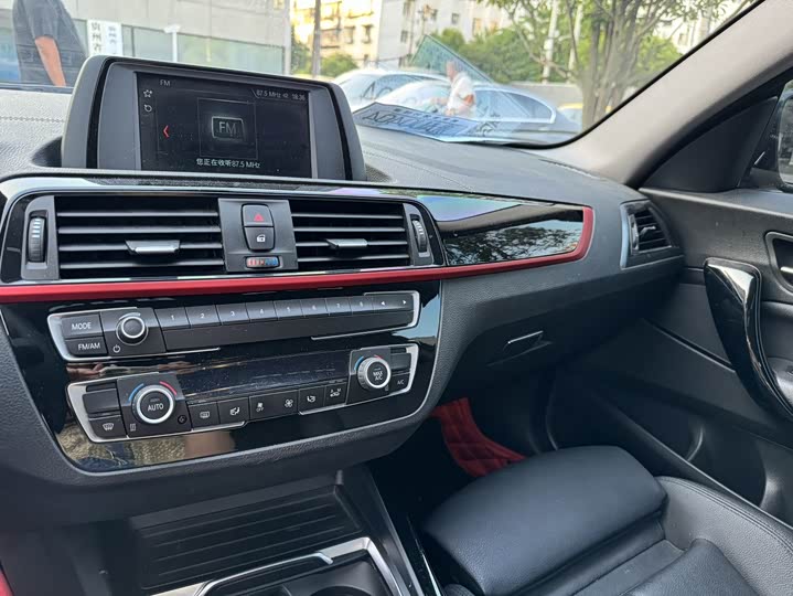 Фото 10 - BMW 2 Series