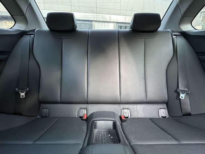 Фото 11 - BMW 2 Series