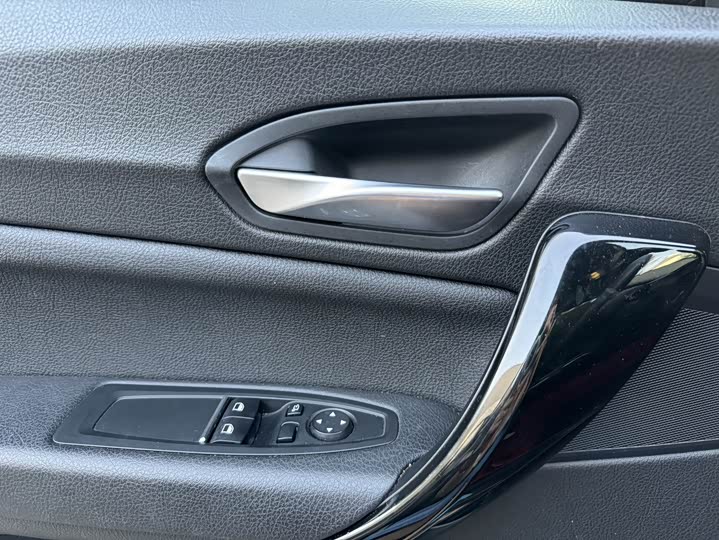 Фото 14 - BMW 2 Series