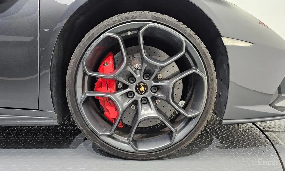 Фото 5 - Lamborghini Huracan