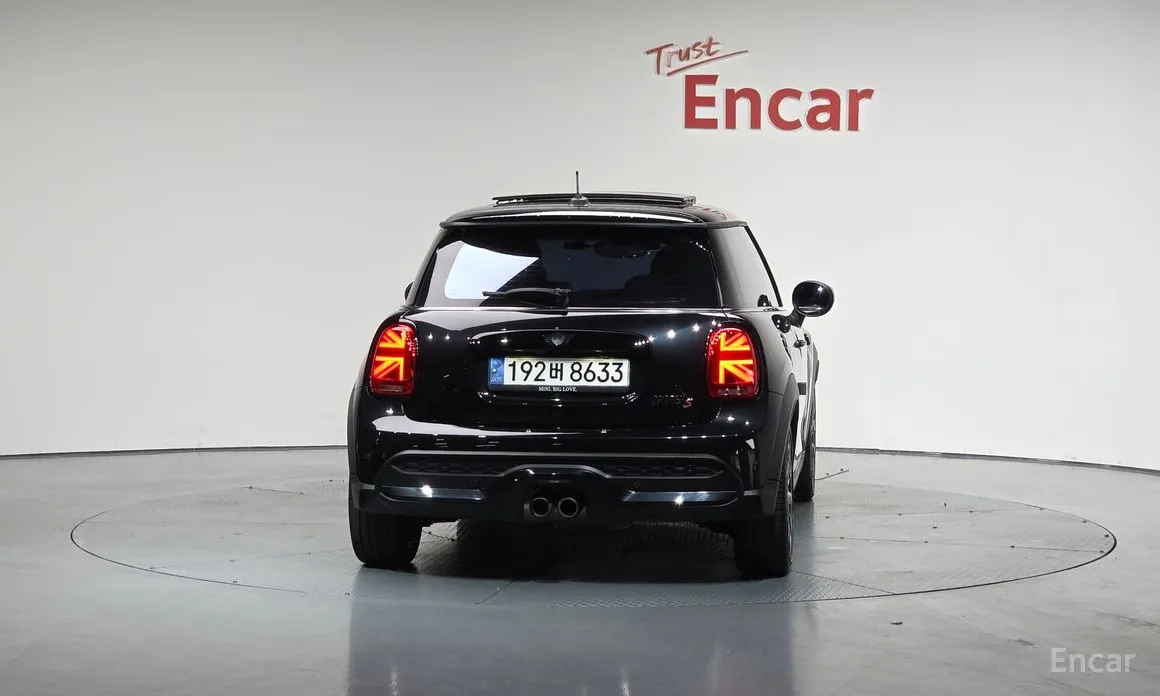 Фото 4 - Mini Cooper