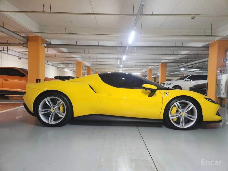 Фото 7 - Ferrari 296