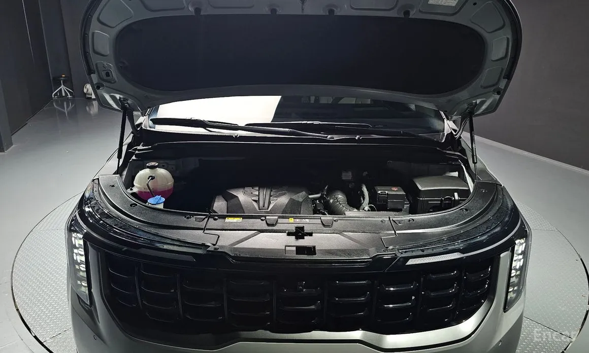 Kia Carnival 2023 Gasoline 7-Seater Gravity