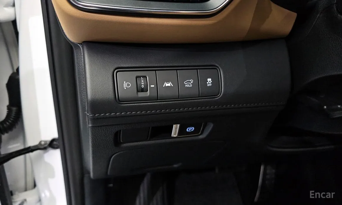 Фото 13 - Hyundai Santa Fe