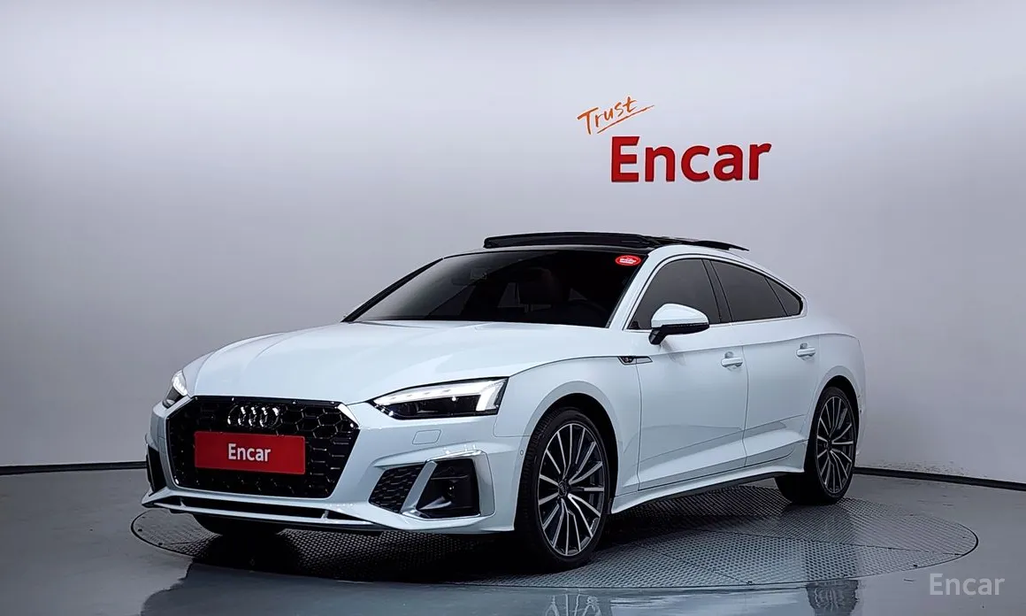 Фото 1 - Audi A5