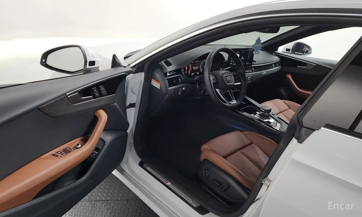 Фото 10 - Audi A5