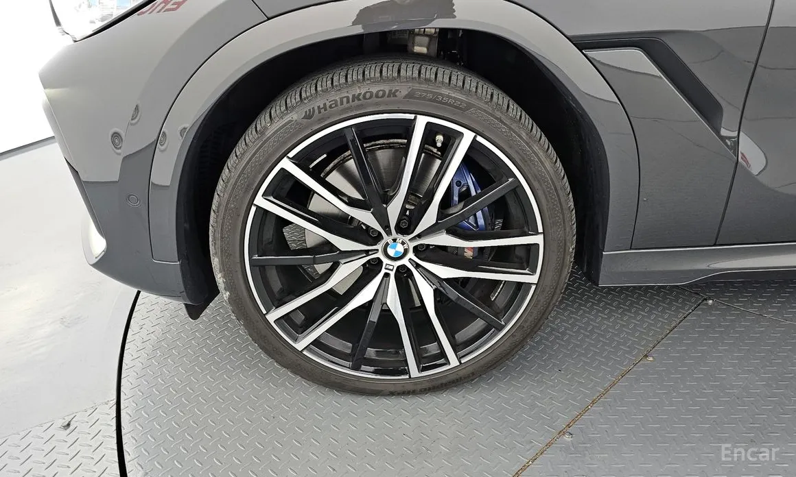 2020 BMW X6