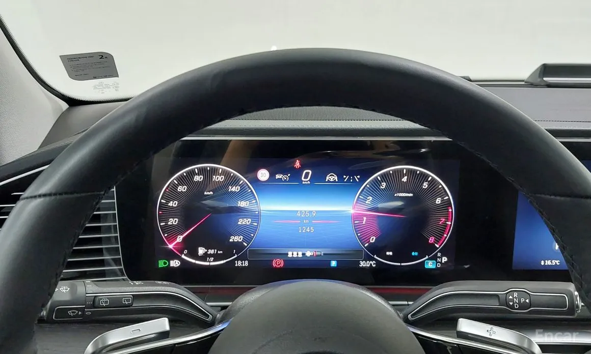 Фото 10 - Mercedes-Benz GLE-Class