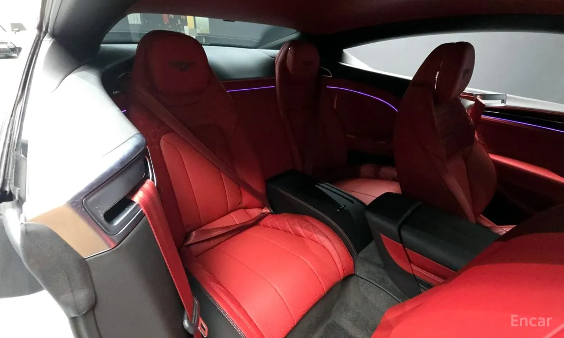 Фото 12 - Bentley Continental GT