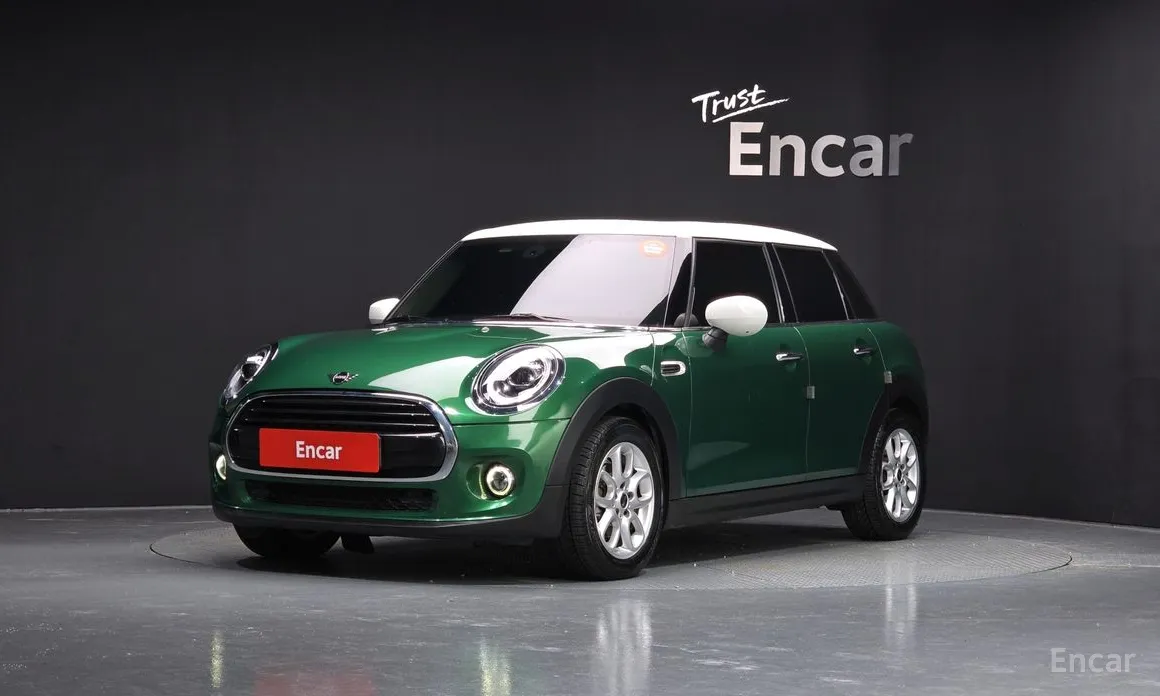 Фото 1 - Mini Cooper