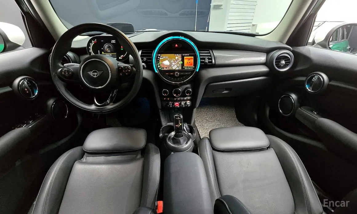 Фото 7 - Mini Cooper