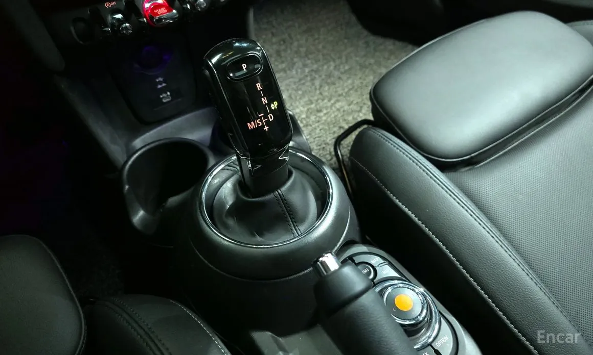 Фото 9 - Mini Cooper