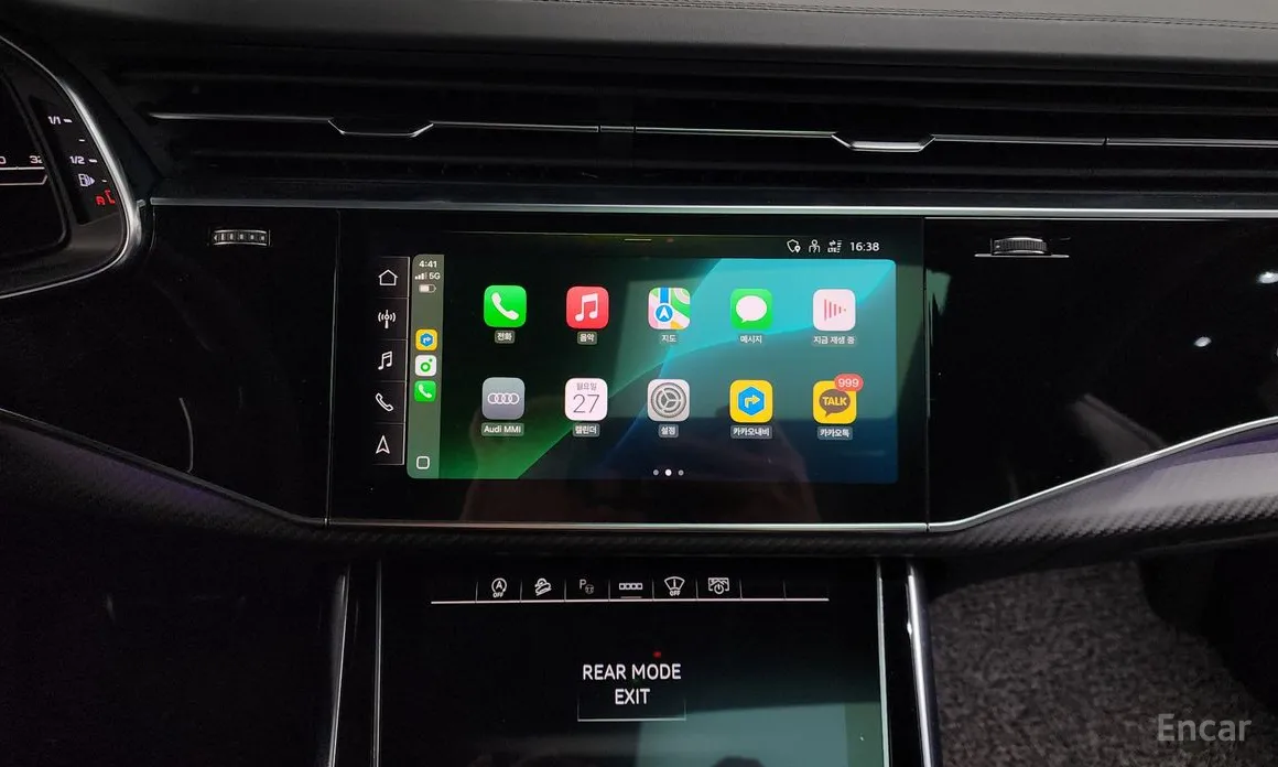 Фото 14 - Audi RS Q8