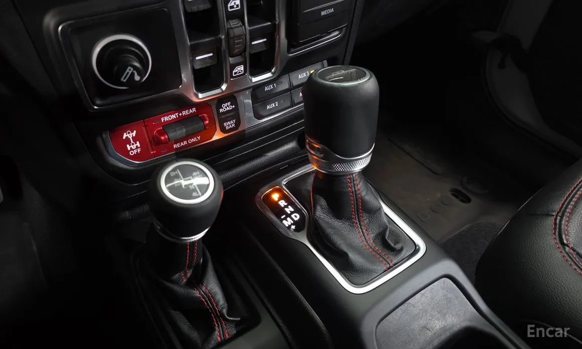 Фото 9 - Jeep Gladiator