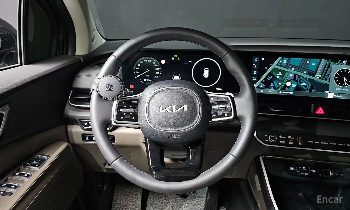 Фото 11 - Kia Carnival