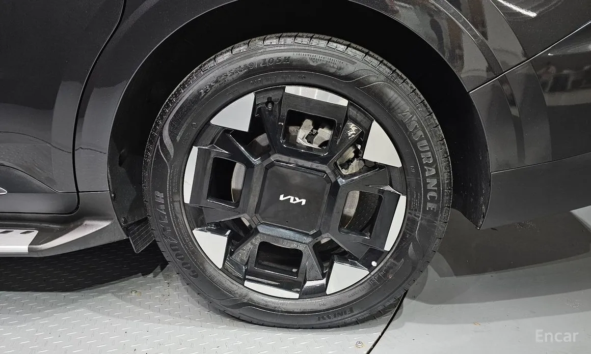 Фото 5 - Kia Carnival