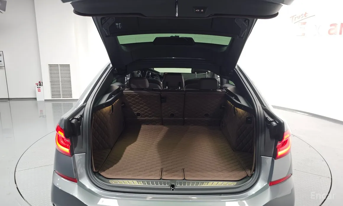 Фото 20 - BMW Gran Turismo