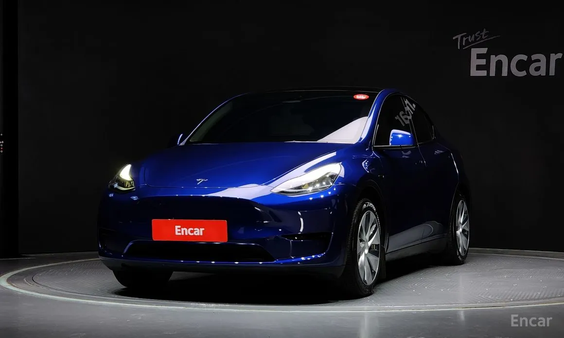 Фото 1 - Tesla Model Y