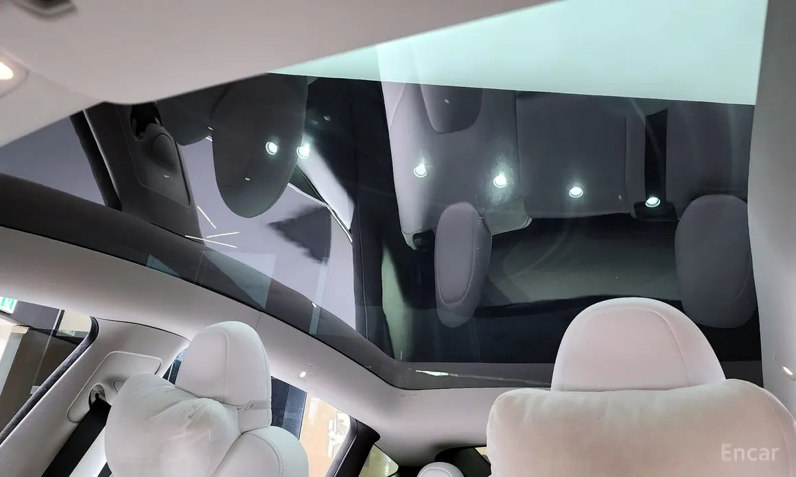 Фото 18 - Tesla Model Y