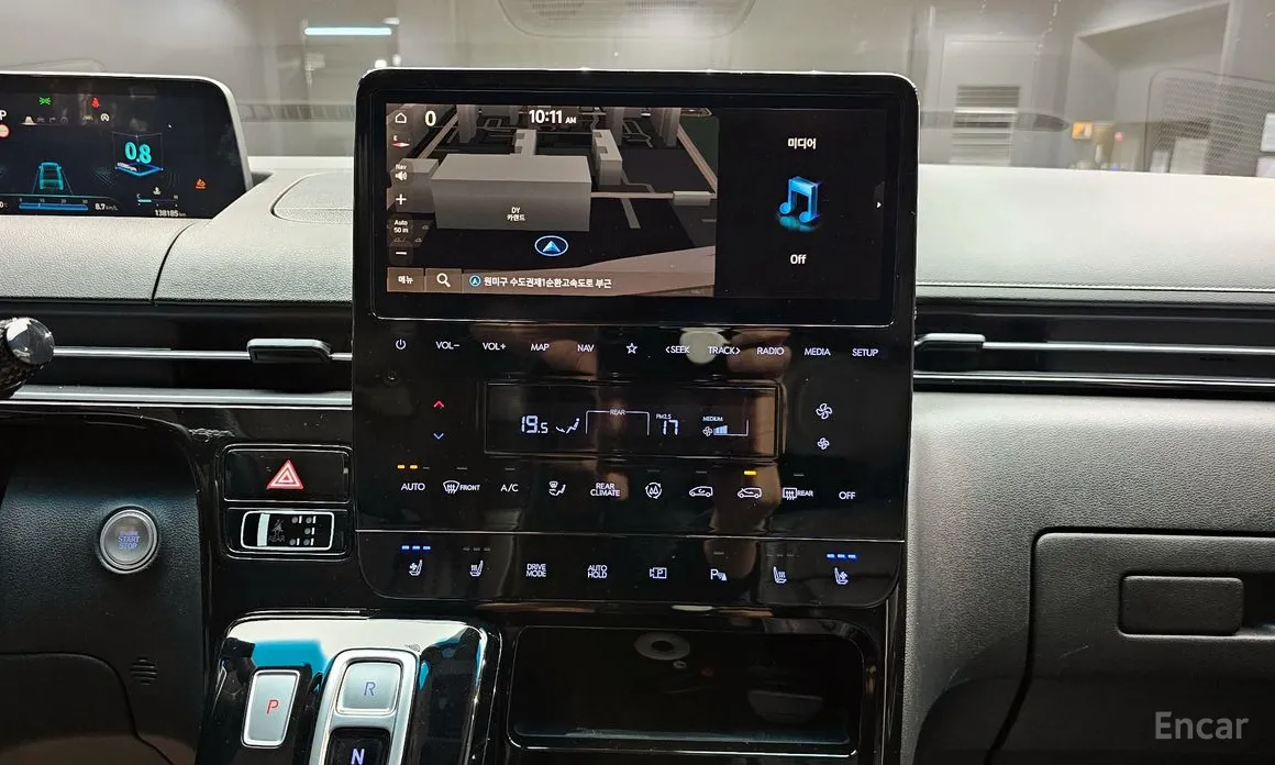 Фото 14 - Hyundai Staria