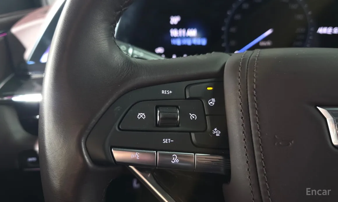 Фото 15 - Cadillac Escalade