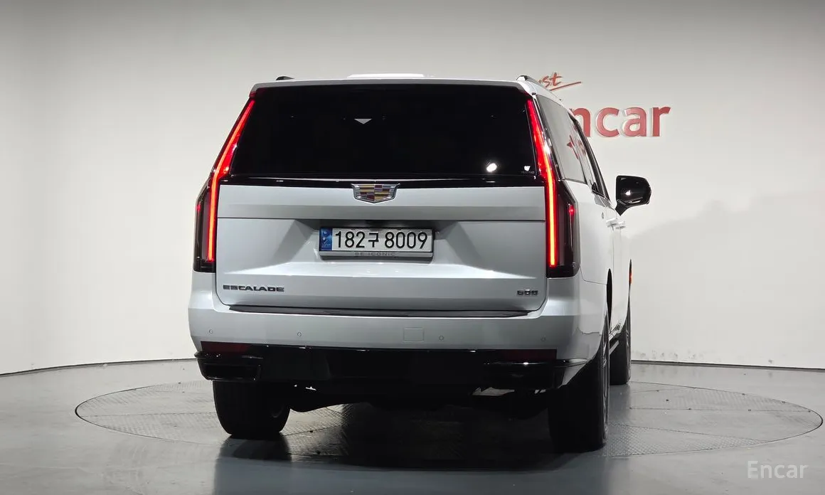 Фото 4 - Cadillac Escalade