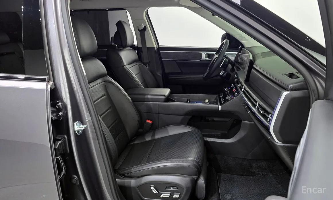 Фото 12 - Hyundai Santa Fe