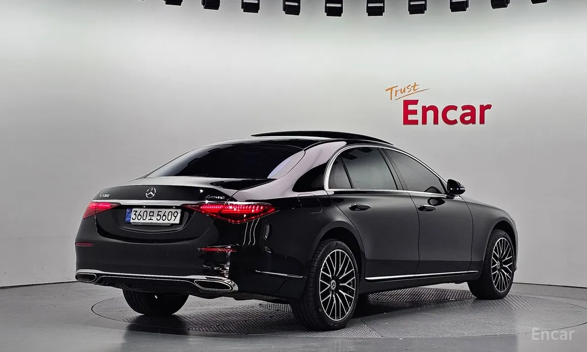 Фото 2 - Mercedes-Benz S-Class