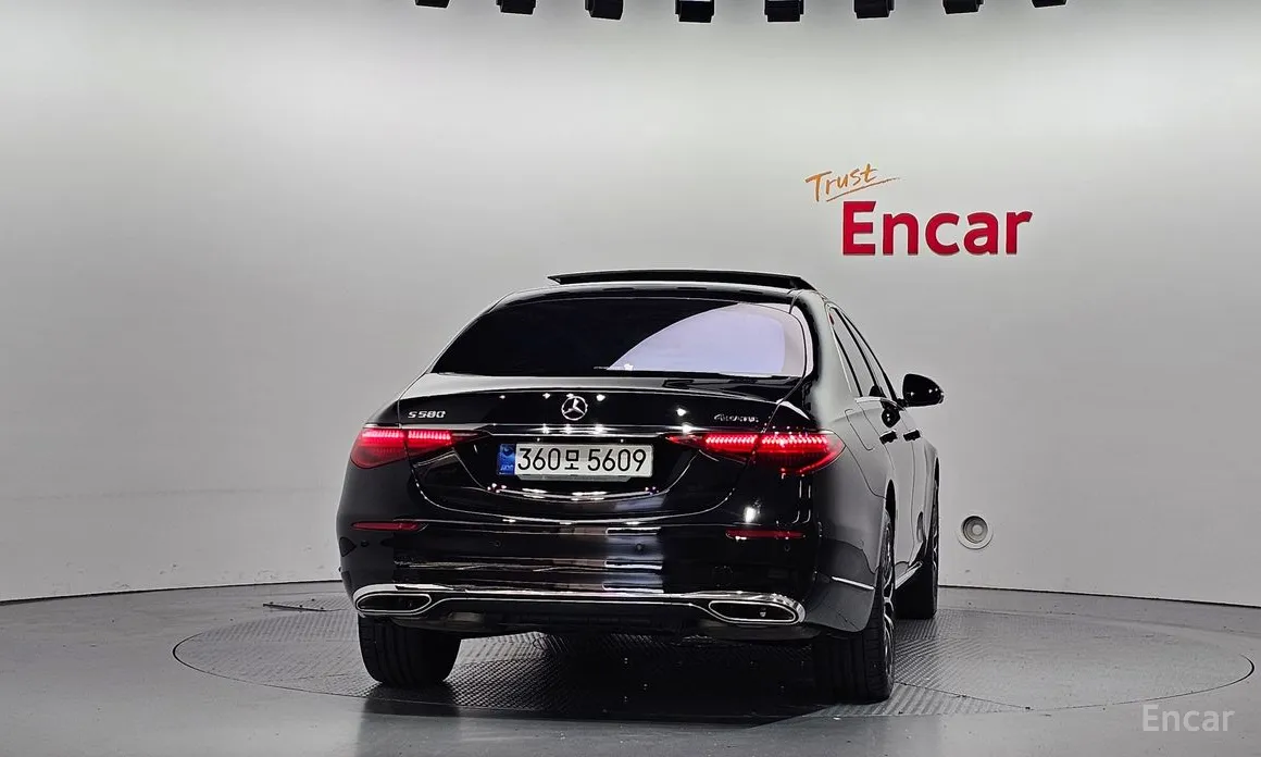 Фото 4 - Mercedes-Benz S-Class