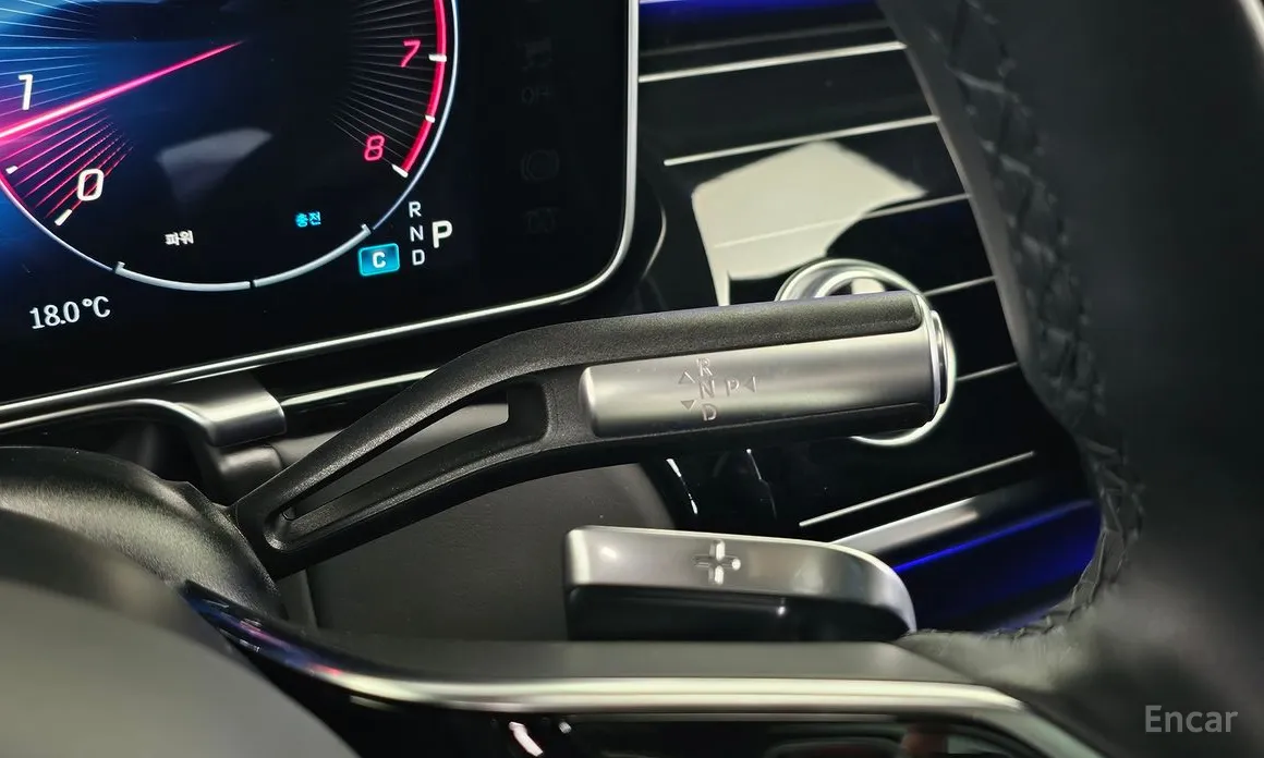 Фото 9 - Mercedes-Benz S-Class