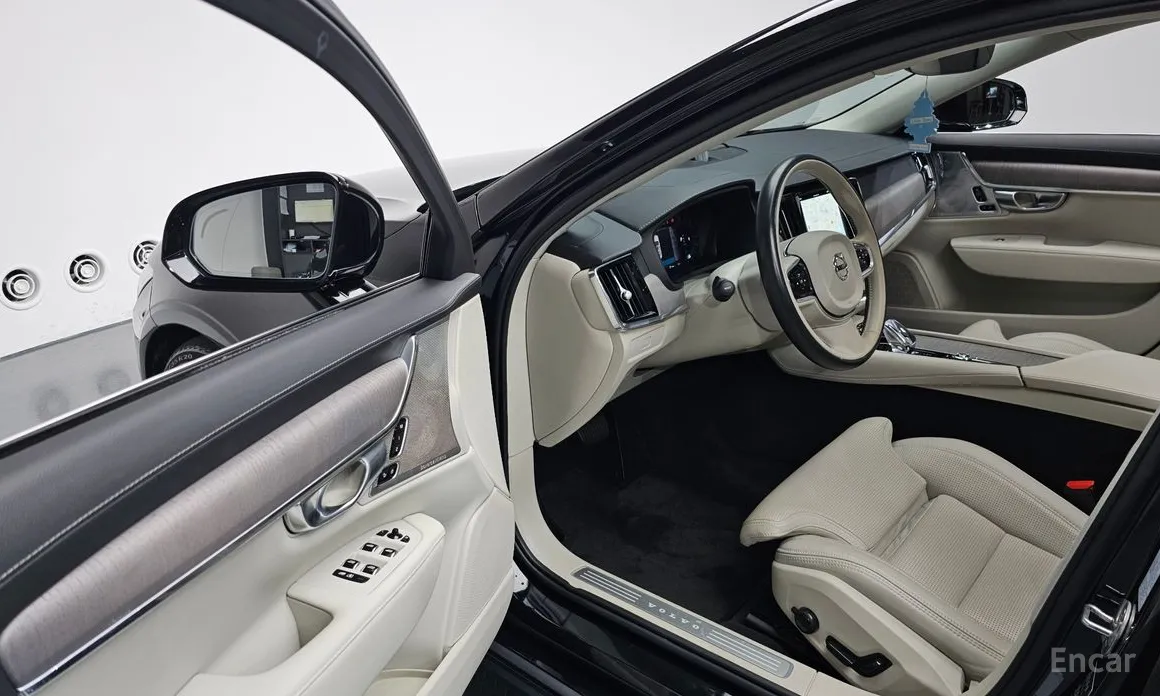 Фото 11 - Volvo S90