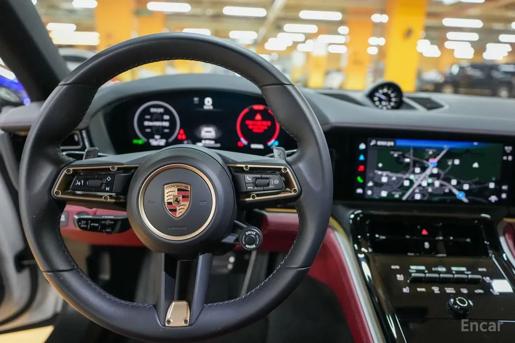 Фото 11 - Porsche Panamera