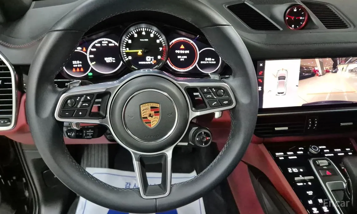 Фото 10 - Porsche Cayenne