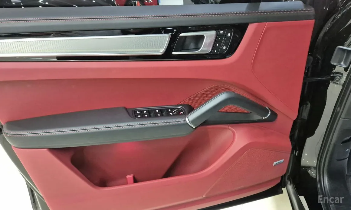 Фото 17 - Porsche Cayenne