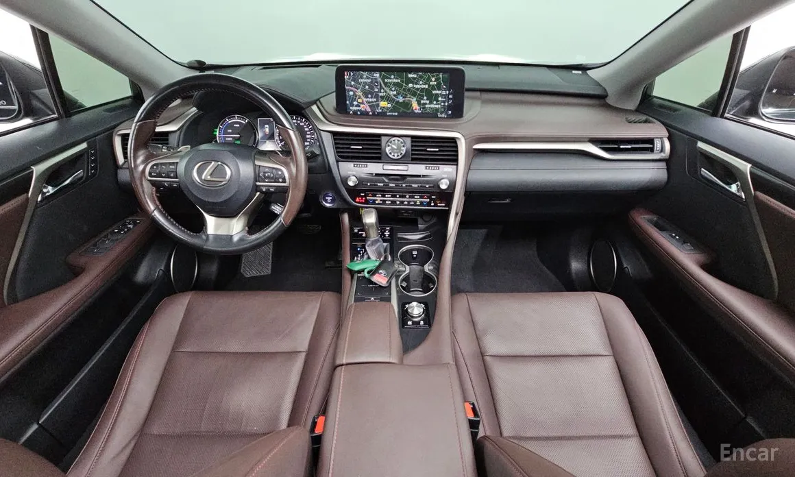 Фото 7 - Lexus RX