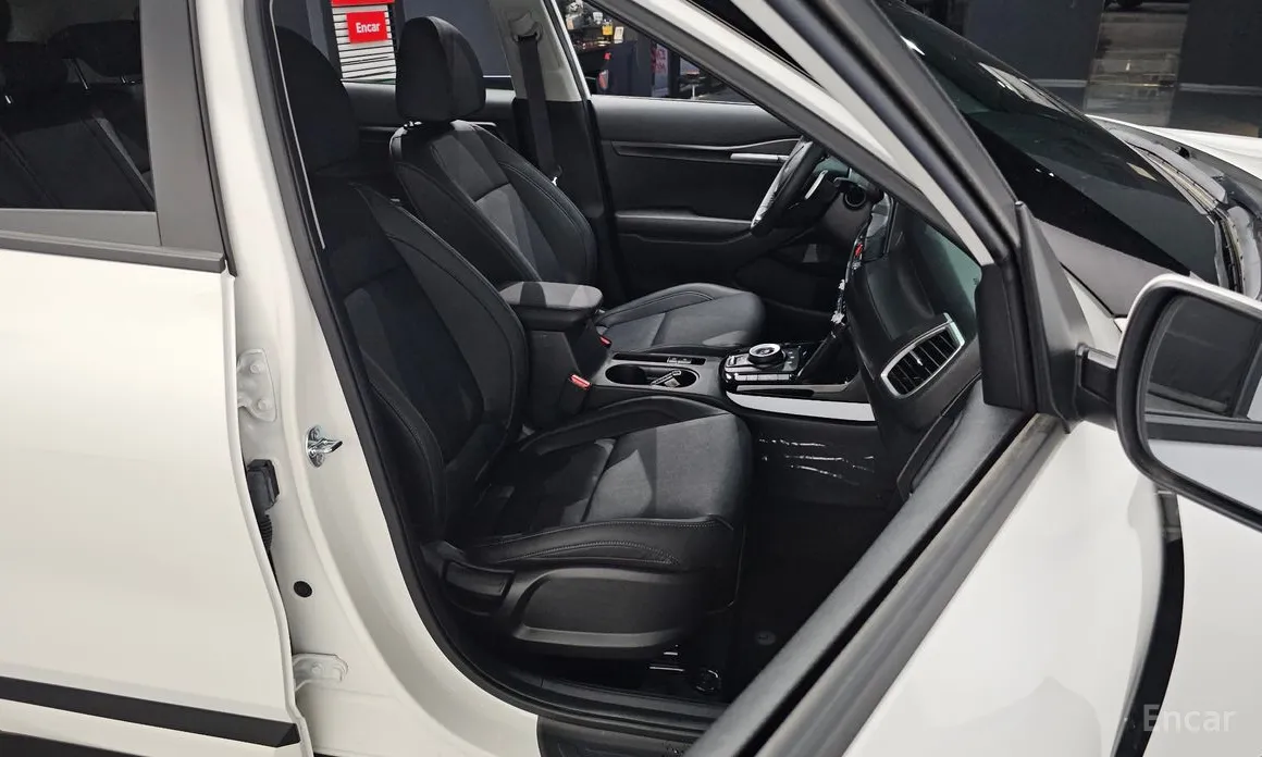 Фото 13 - Kia Seltos