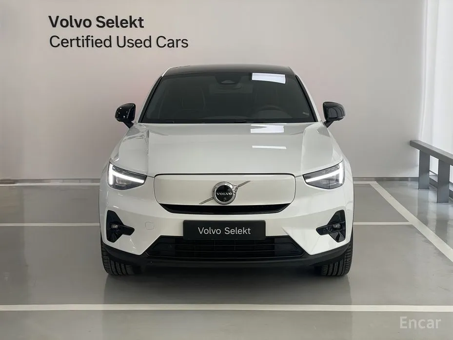Фото 3 - Volvo C40