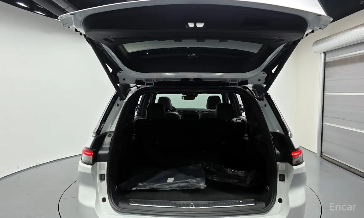 Фото 20 - Jeep Cherokee