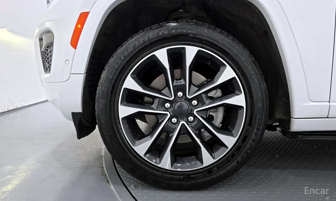 Фото 5 - Jeep Cherokee