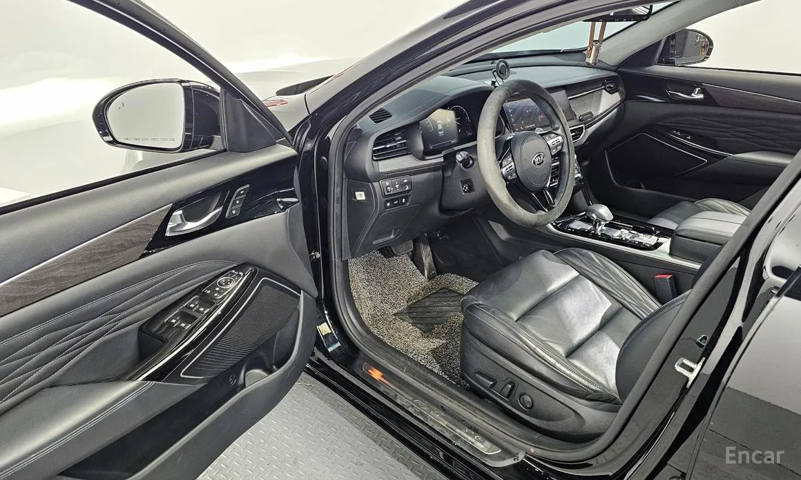 Фото 10 - Kia K7