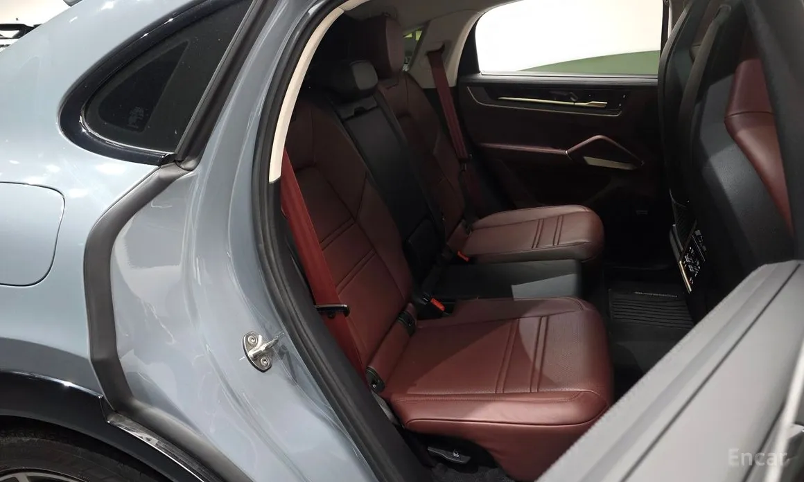 Фото 11 - Porsche Cayenne