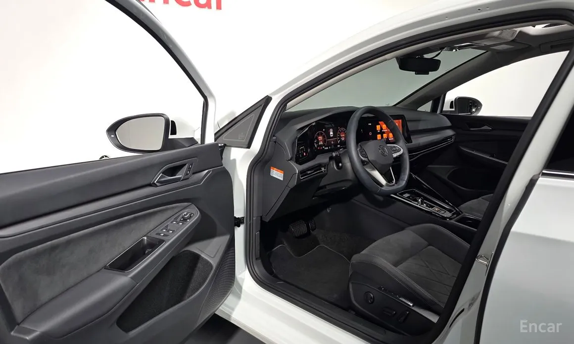 Фото 12 - Volkswagen Golf