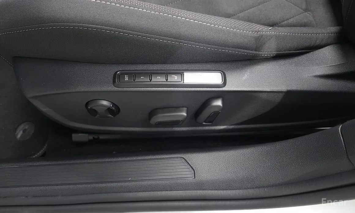 Фото 18 - Volkswagen Golf