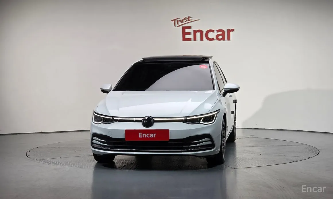 Фото 3 - Volkswagen Golf