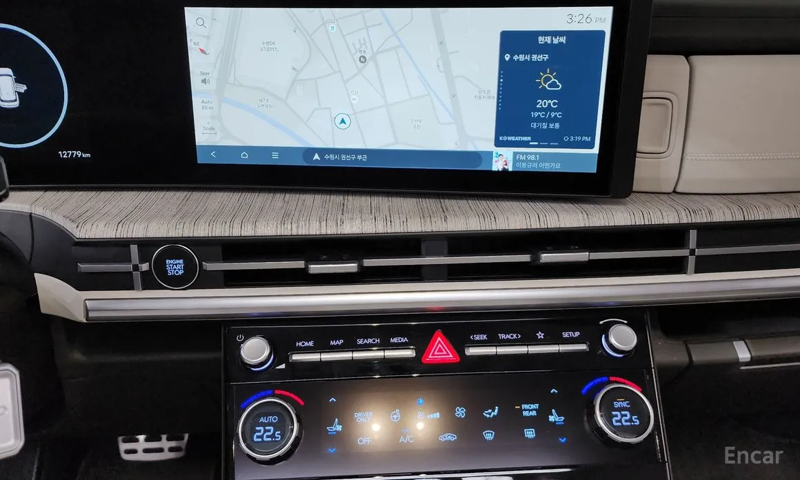 Фото 14 - Hyundai Santa Fe