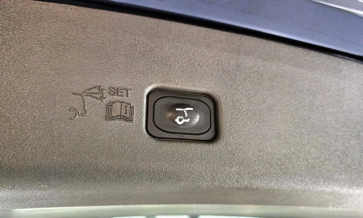 Фото 19 - Lincoln Nautilus