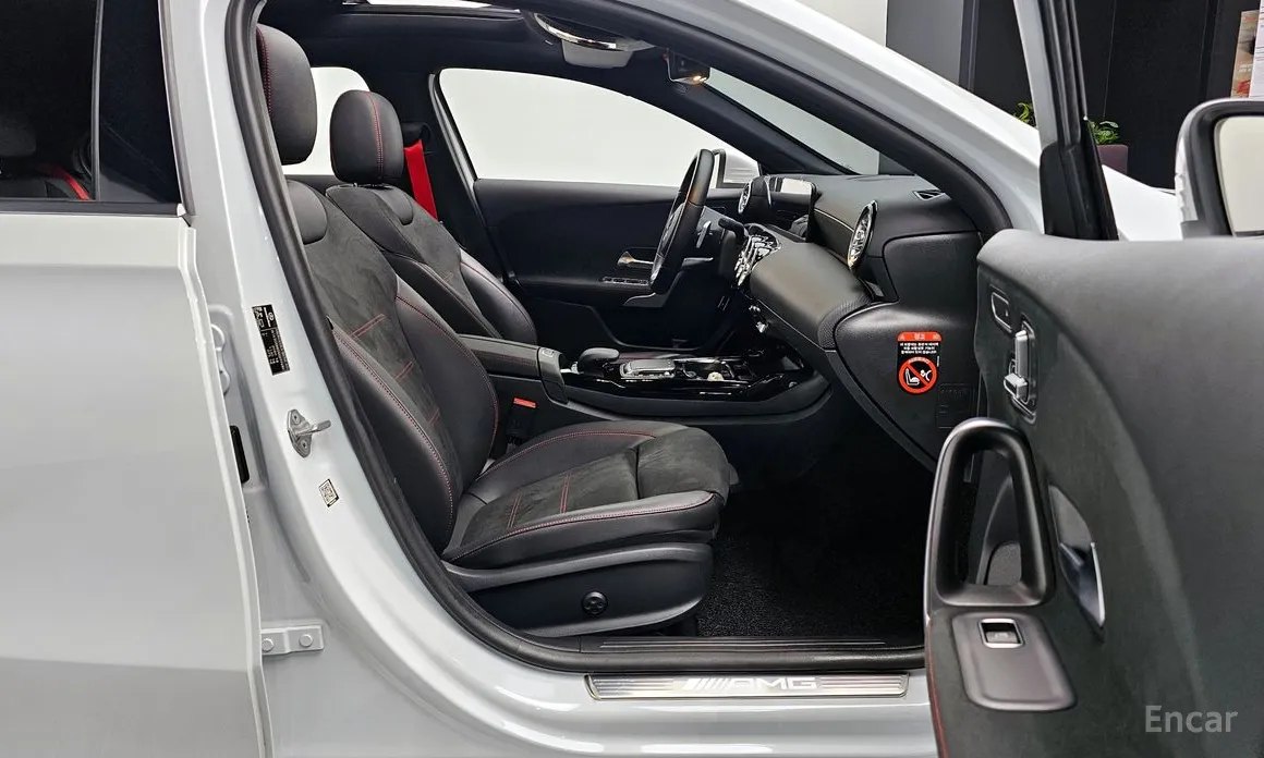 Фото 10 - Mercedes-Benz A-Class