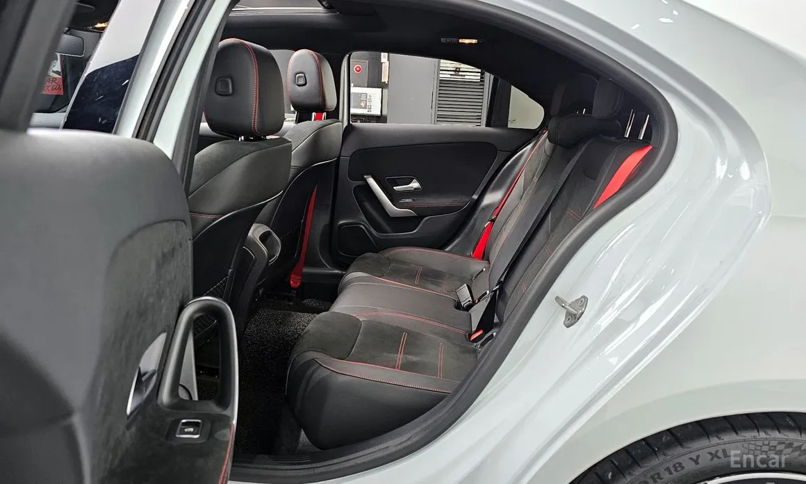 Фото 12 - Mercedes-Benz A-Class