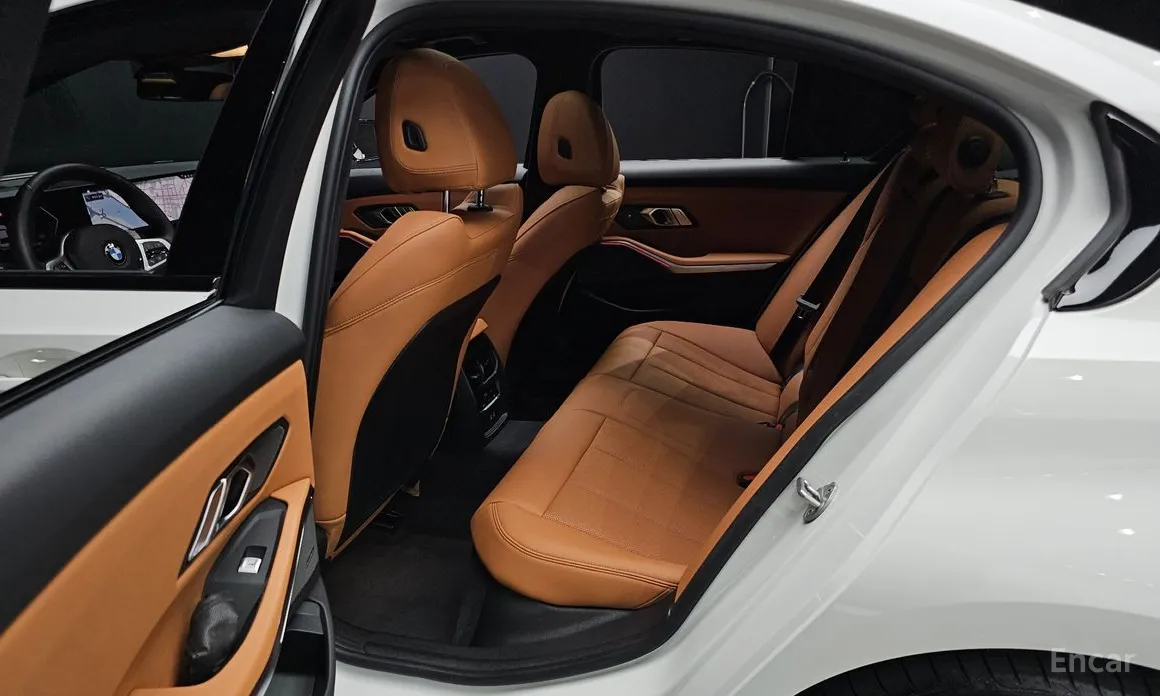 Фото 12 - BMW 3 Series