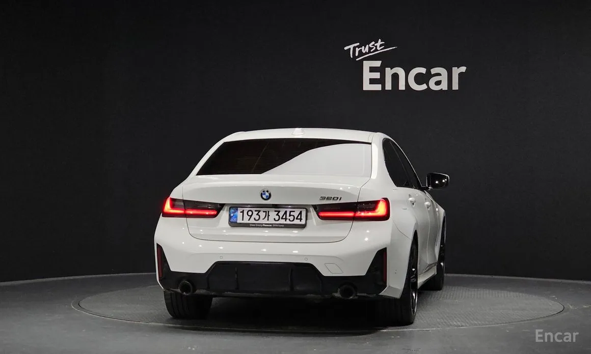 Фото 4 - BMW 3 Series